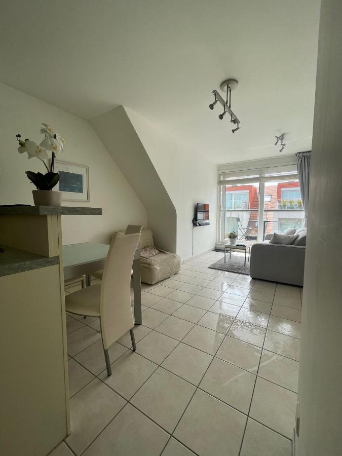 Penthousestudio Gaudi Met Zonneterras En Zicht Op Zee Daire Nieuwpoort Dış mekan fotoğraf